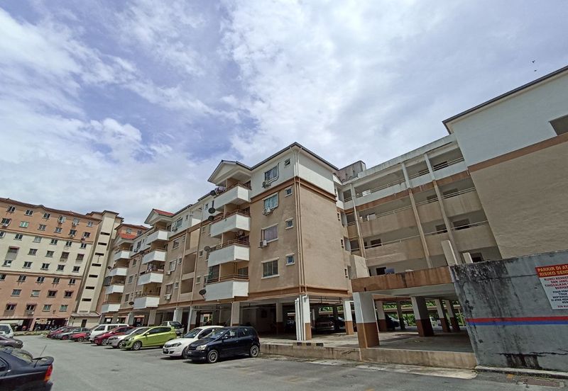 Golden Villa Apartment