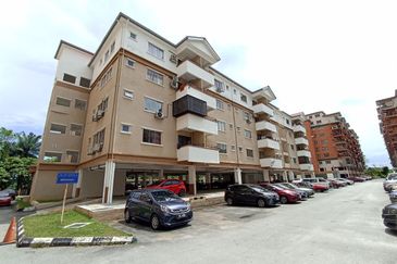 Golden Villa Apartment