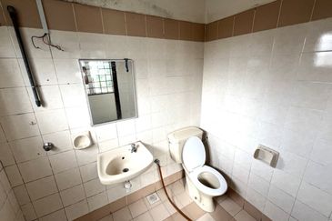 Pulau Indah ( Pulau Lumut )