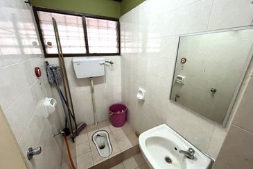 Pulau Indah ( Pulau Lumut )