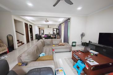 CORNER LOT | 2.5 Storey Terrace USJ Heights Subang Jaya