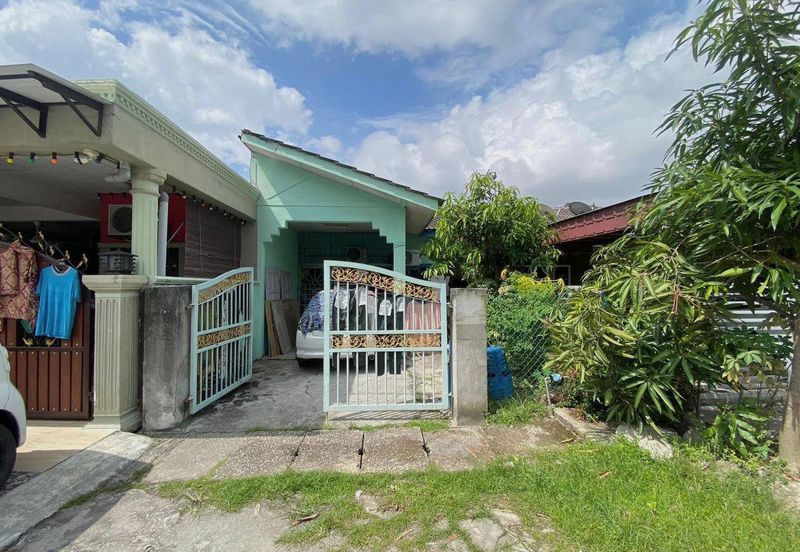 Taman Orkid, Pekan Meru