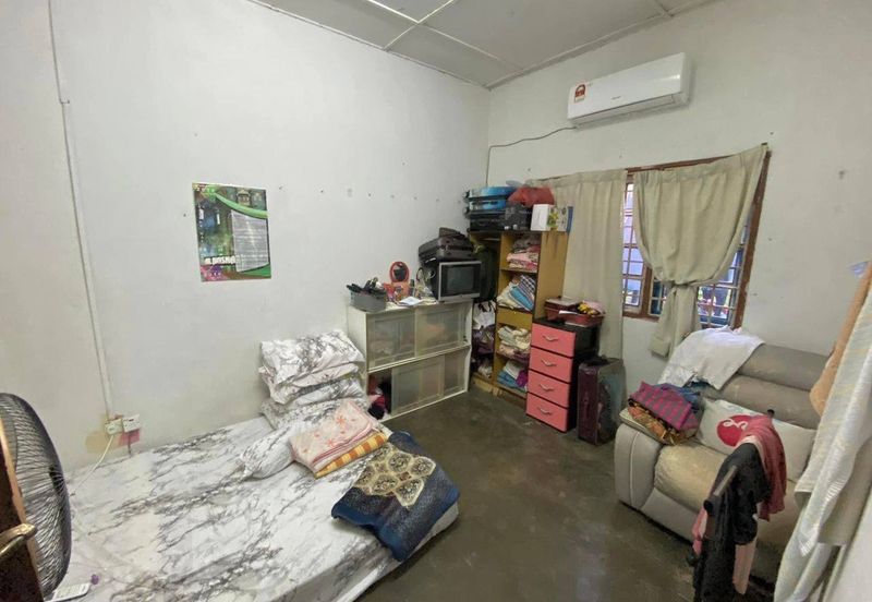 Taman Orkid, Pekan Meru