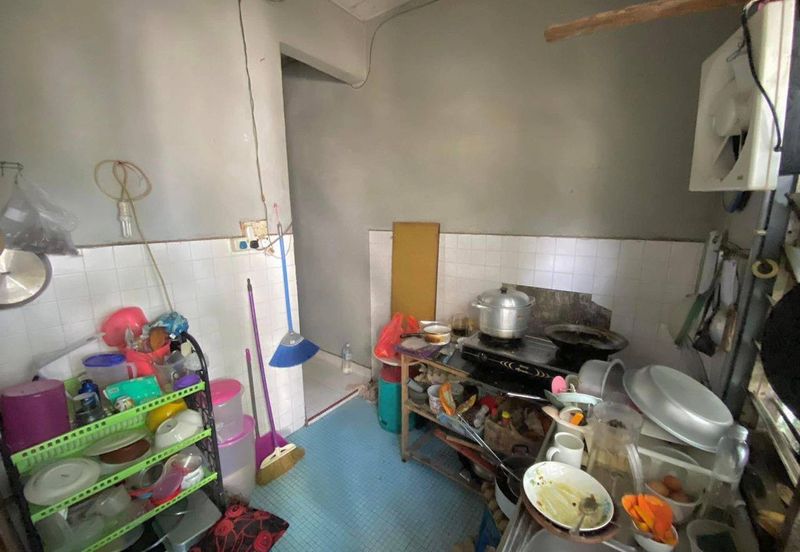 Taman Orkid, Pekan Meru