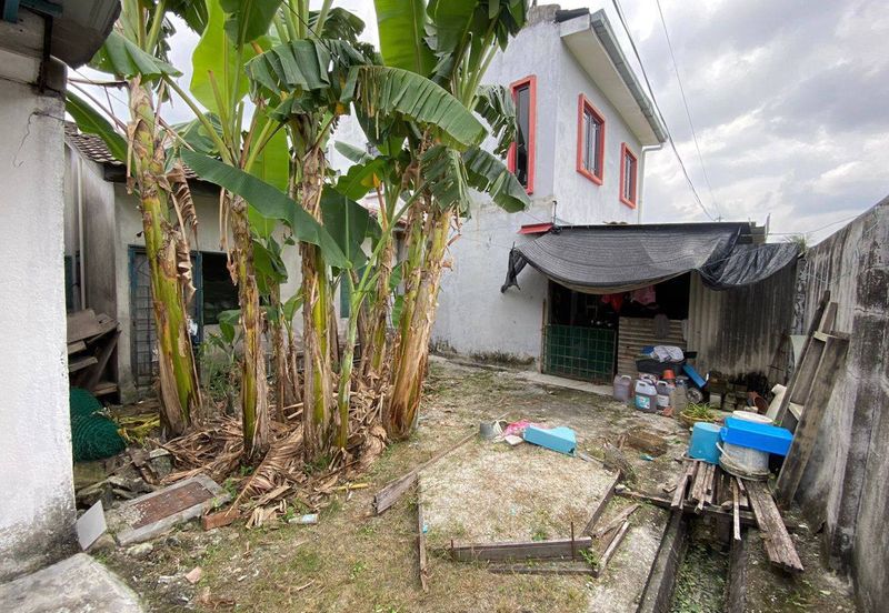 Taman Orkid, Pekan Meru