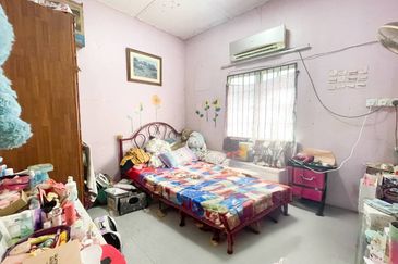 Seksyen 32, Shah Alam