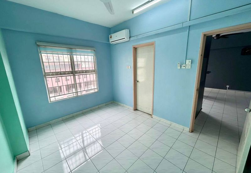 Brunsfield Service Apartment