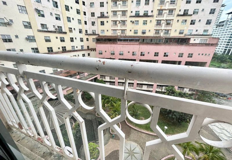 Brunsfield Service Apartment