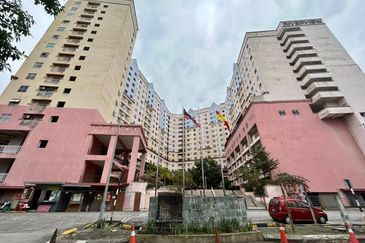 Brunsfield Service Apartment