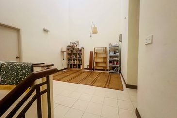 RENOVATED | FULLY EXTENDED | Double Storey Terrace Jalan Jeriji @ Greenlane, Bukit Jelutong