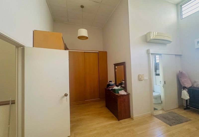 RENOVATED | FULLY EXTENDED | Double Storey Terrace Jalan Jeriji @ Greenlane, Bukit Jelutong