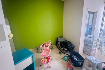 RENOVATED | FULLY EXTENDED | Double Storey Terrace Jalan Jeriji @ Greenlane, Bukit Jelutong