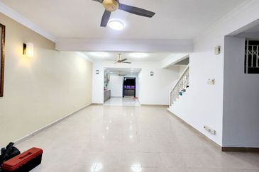  FULLY EXTENDED | Double Storey Terrace Jalan Adang, Bukit Jelutong, Shah Alam