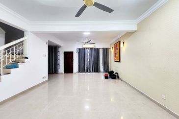  FULLY EXTENDED | Double Storey Terrace Jalan Adang, Bukit Jelutong, Shah Alam