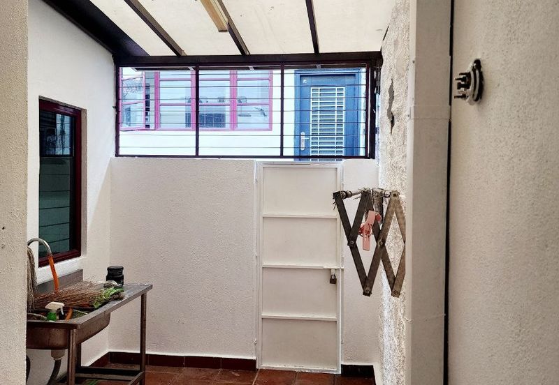  FULLY EXTENDED | Double Storey Terrace Jalan Adang, Bukit Jelutong, Shah Alam