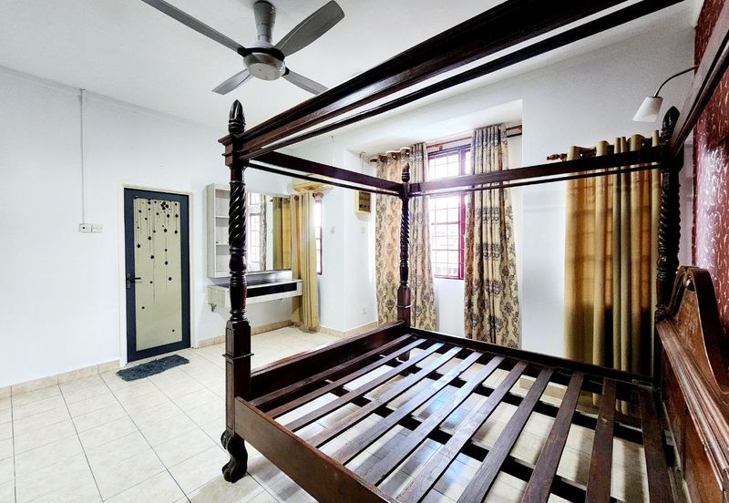  FULLY EXTENDED | Double Storey Terrace Jalan Adang, Bukit Jelutong, Shah Alam