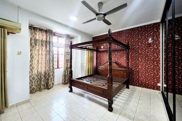  FULLY EXTENDED | Double Storey Terrace Jalan Adang, Bukit Jelutong, Shah Alam