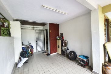 Seksyen 4, Shah Alam