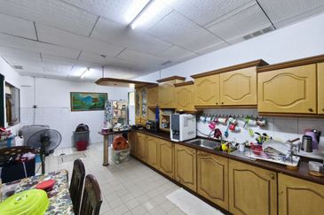 Seksyen 4, Shah Alam