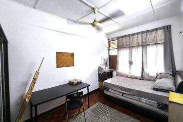 Seksyen 4, Shah Alam