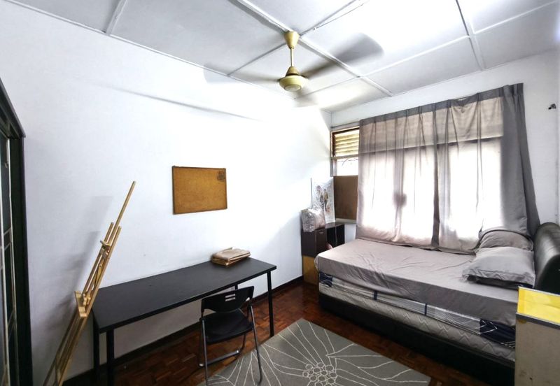 Seksyen 4, Shah Alam