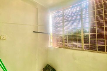 Melor Apartment @ Bukit Subang