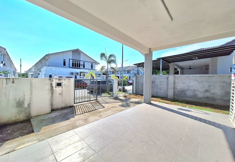 Bandar Mahkota Banting (Brooklands)