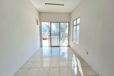 Bandar Mahkota Banting (Brooklands)