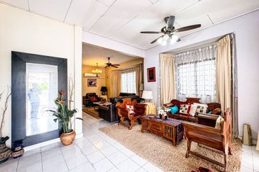 Bandar Tun Hussein Onn