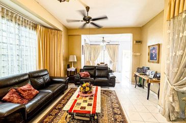 Bandar Tun Hussein Onn