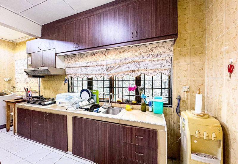 Bandar Tun Hussein Onn