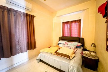 Bandar Tun Hussein Onn