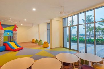 Adria Residence @ Gravit8