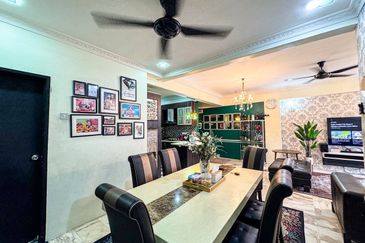 Pangsapuri Sri Pelangi