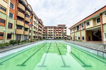 Pangsapuri Sri Pelangi