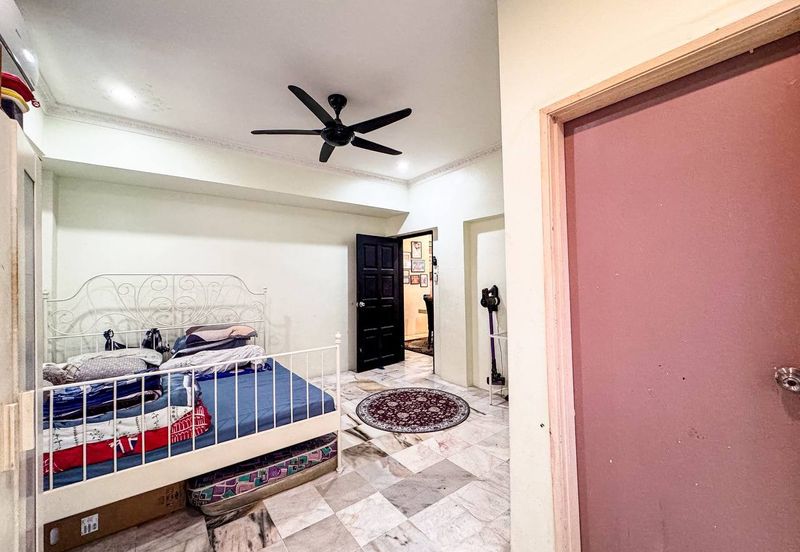 Pangsapuri Sri Pelangi