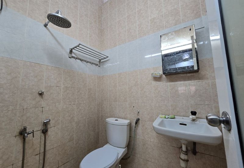 Seksyen 32, Shah Alam