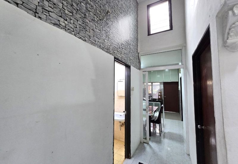 Seksyen 32, Shah Alam