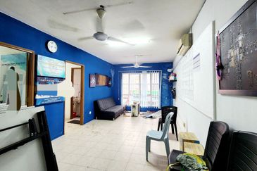 Pusat Komersial Seksyen 7