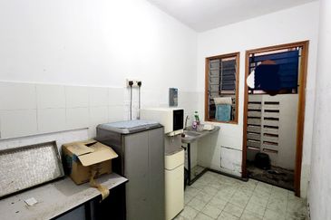 Pusat Komersial Seksyen 7