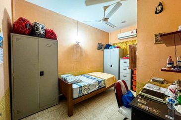 Taman Kinrara Seksyen 1