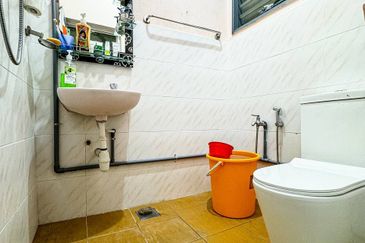 Taman Kinrara Seksyen 1