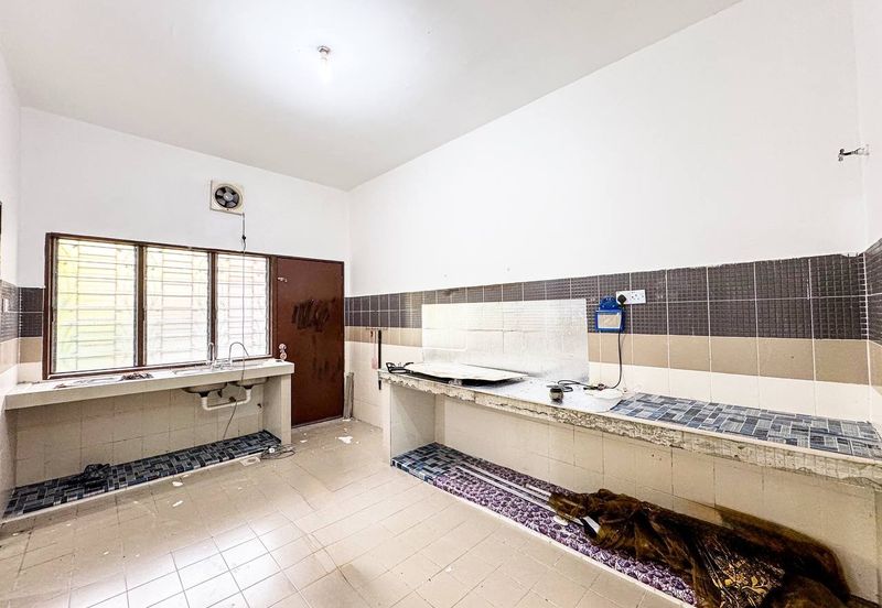 Kota Puteri, Batu Arang