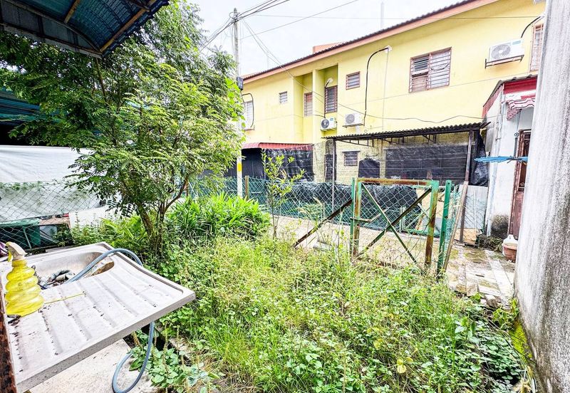 Kota Puteri, Batu Arang