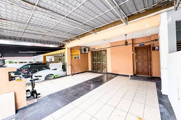 Kota Puteri, Batu Arang