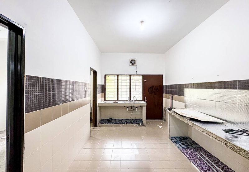 Kota Puteri, Batu Arang