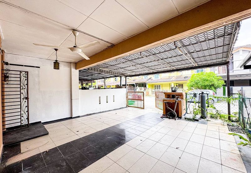 Kota Puteri, Batu Arang