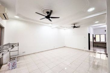 Kota Puteri, Batu Arang