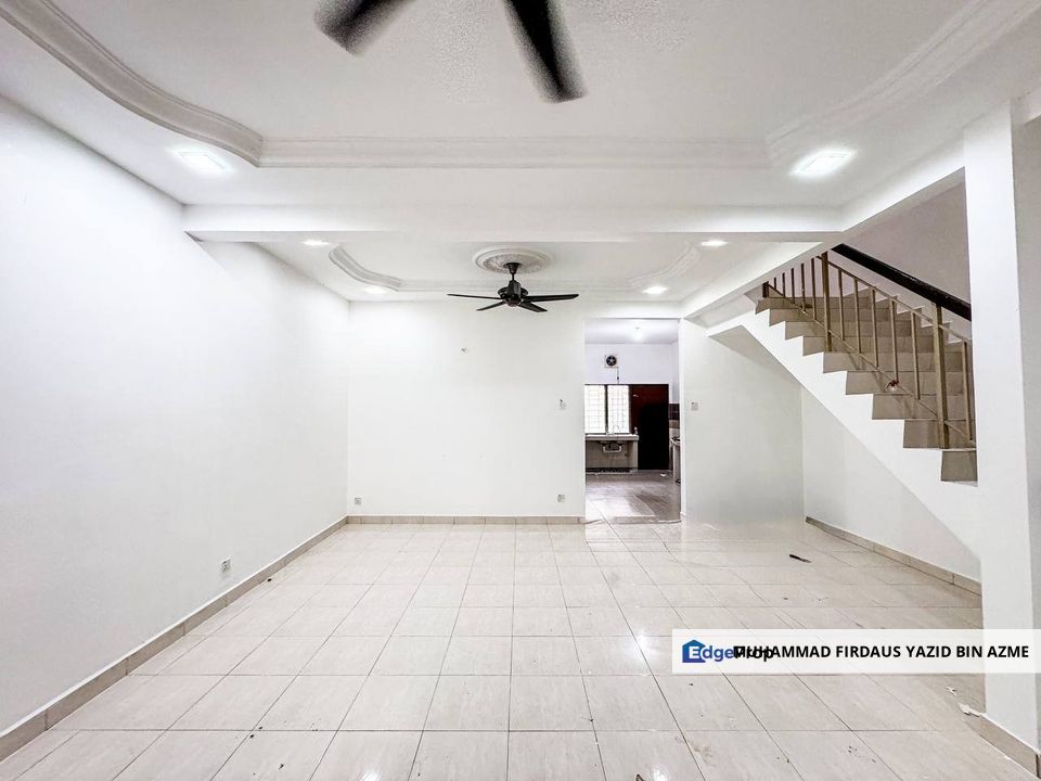 RENOVATED | Double Storey Terrace Kota Puteri Seksyen 5 Batu Arang Rawang, Selangor, Batu Arang