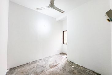 Kota Puteri, Batu Arang